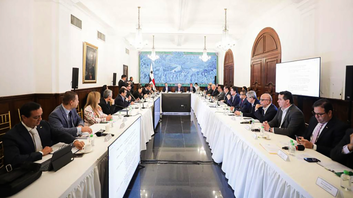 Gabinete Logístico traza estrategias para fortalecer la competitividad de Panamá