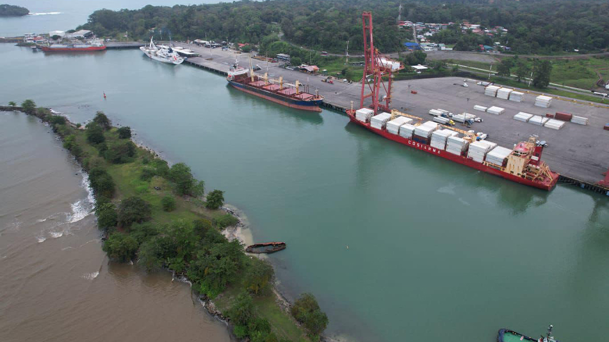 Entradas por terminal de Japdeva aumenta 570% por crisis en canal de Panamá